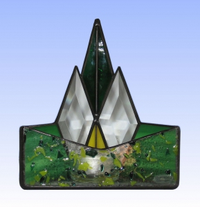 Tea light holder,stained glass,tiffany technique,green,yellow,with diamond bevels,height ca. 14,5 cm,manufactured in our own atelier,item number 10028-G.Carmen Harusta,Glasinsel ®,Goettingen,Germany.