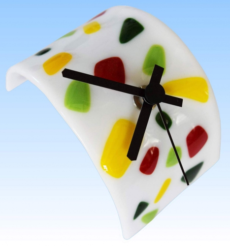 Table clock,white,yellow,light green, dark green,red, ca. 7 x 7,5 x 12,5 cm