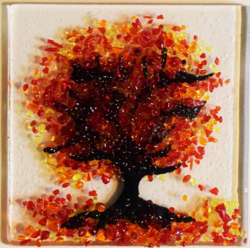Faltkarte und Briefumschlag,elfenbeinfarben,ca. 12 x 17 cm,mit Glasinsel®-Motiv " Herbstbaum ",ca. 5 x 5 cm,Artikelnummer 130003e.Carmen Harusta,Glasinsel ®,Göttingen,Deutschland.