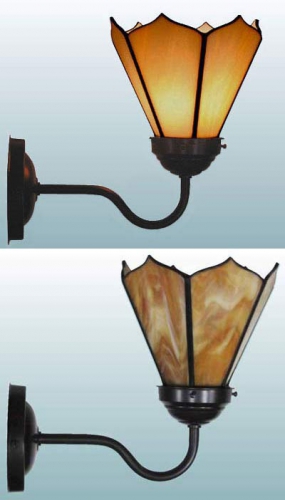 Wandleuchte,Wandfluter mit braunem Wandarm und mit Lampenschirm,Durchmesser ca. 14,5 cm,Tiffany-Glaskunst,hellbraun,amber,Opalescentglas,Artikelnummer 70048002 b.Carmen Harusta,Glasinsel ®,Göttingen,Deutschland.