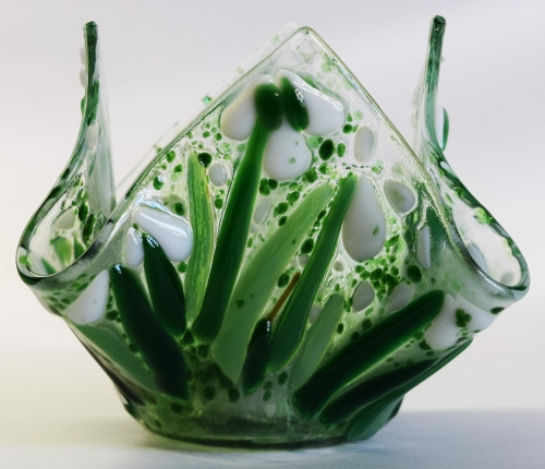 Glass tea light holder,red dark green,green,white on clear,height ca. 10 cm,diameter ca. 15 cm,manufactured in our own studio,item number FW15.Carmen Harusta,Glasinsel ®,Göttingen,Germany. (image 1).