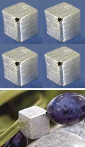 Würfel,diagonal gebohrt,Kantenlänge ca. 6 mm,925er Sterling Silber,gebürstet,4 Stücke,Artikelnummer 3802D-4.