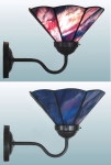 Wandleuchte,Wandfluter mit braunem Wandarm und mit Lampenschirm,Durchmesser ca. 21 cm,Tiffany-Glaskunst,blau,violett,rosa,Opalescentglas,Artikelnummer 70048003 c.Carmen Harusta,Glasinsel ®,Göttingen,Deutschland.