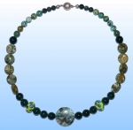 Collier mit Glasperlen,Unikat," Grün und Olivgrün ",Länge ca. 55 cm